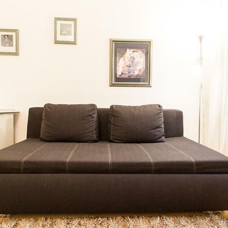 Apartment Meidling Vienna Esterno foto
