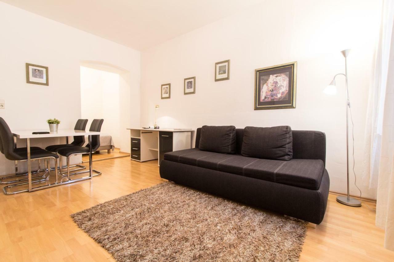 Apartment Meidling Vienna Esterno foto